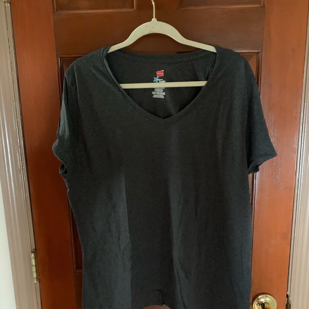 New Ladies Hanes slate grey X-temp  T-shirt.